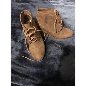 Ankle boots